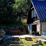 Saneczkowa 1 Dom wakacyjny *