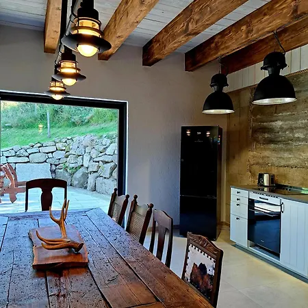 Saneczkowa 1 בית נופש *